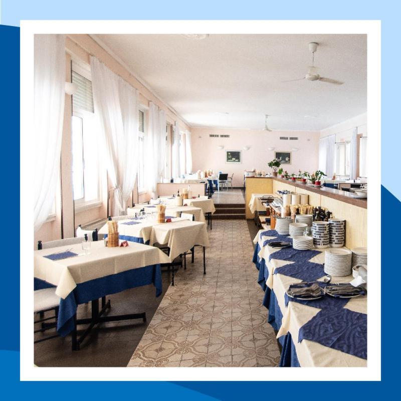 Hotel Savoy فاراتسي المظهر الخارجي الصورة